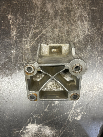 11-23 Dodge Charger R/T 5.7L RWD Engine Mount Support Bracket 4726017AB OEM