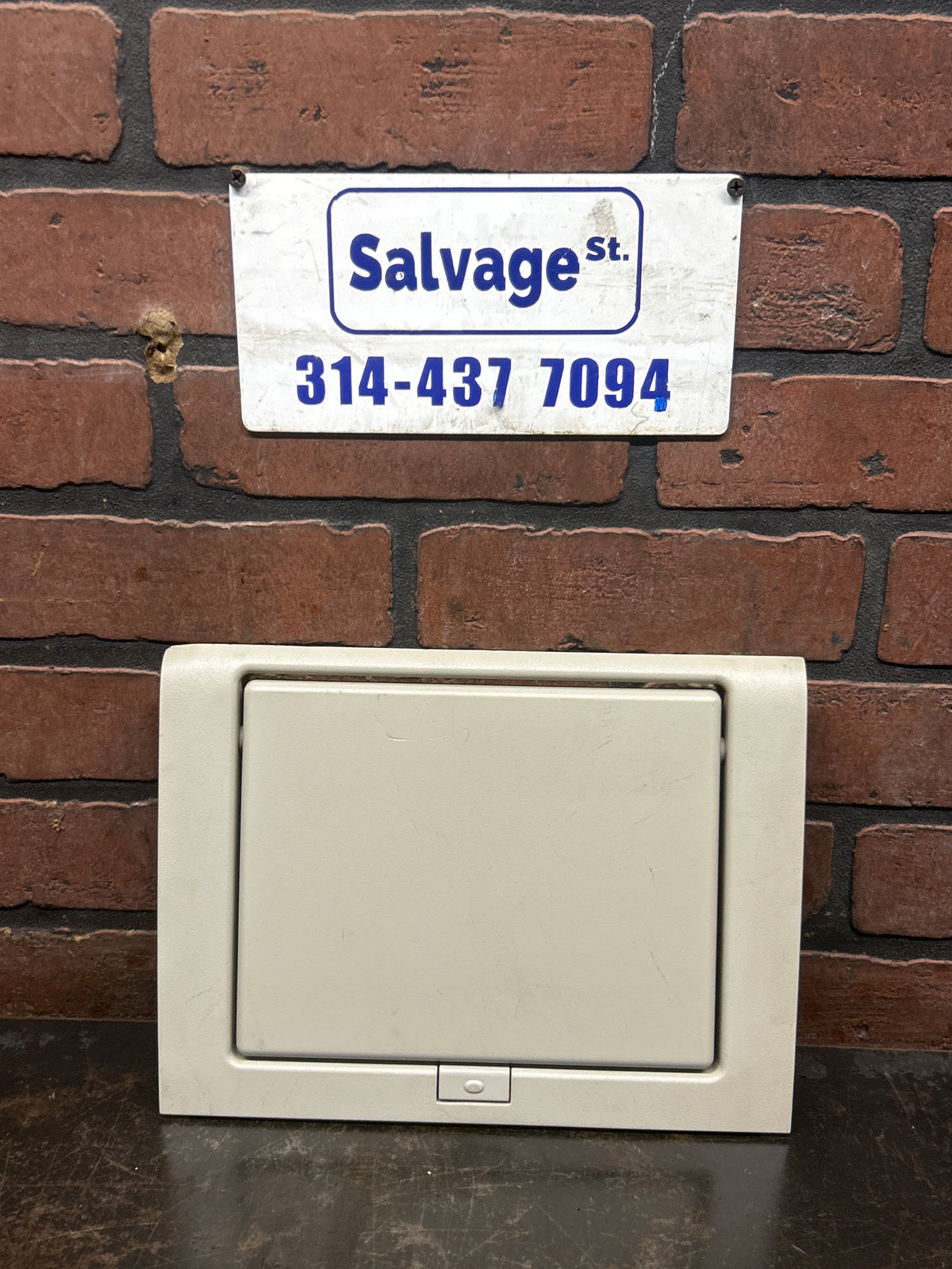2007-2013 Chevrolet Silverado Escalade Information Display Screen 15948136