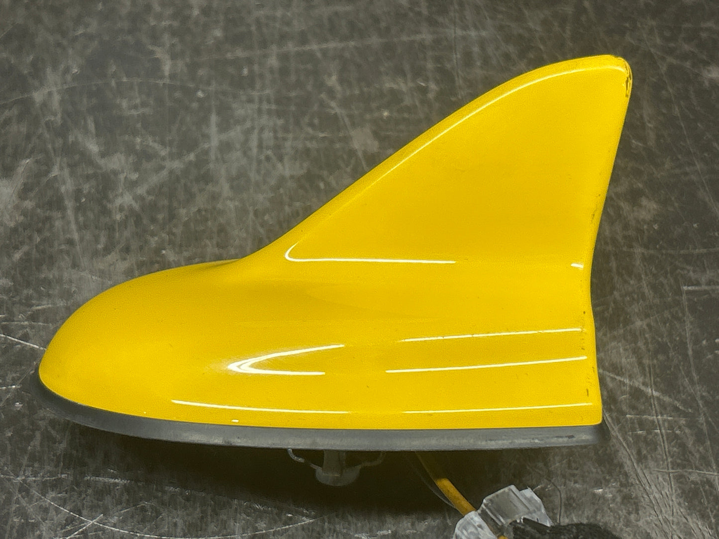 2017-2023 Dodge Challenger Hellcat Roof radio Satellite Shark fin Antenna OEM