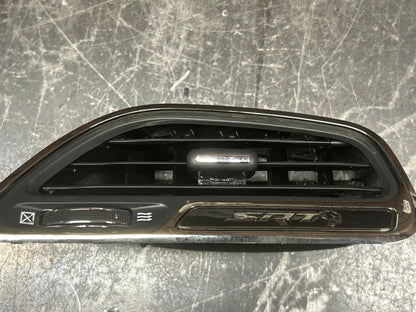 2015-2023 Dodge Challenger SRT Hellcat Front Right Dash Ac Heat Hvac Air Vent