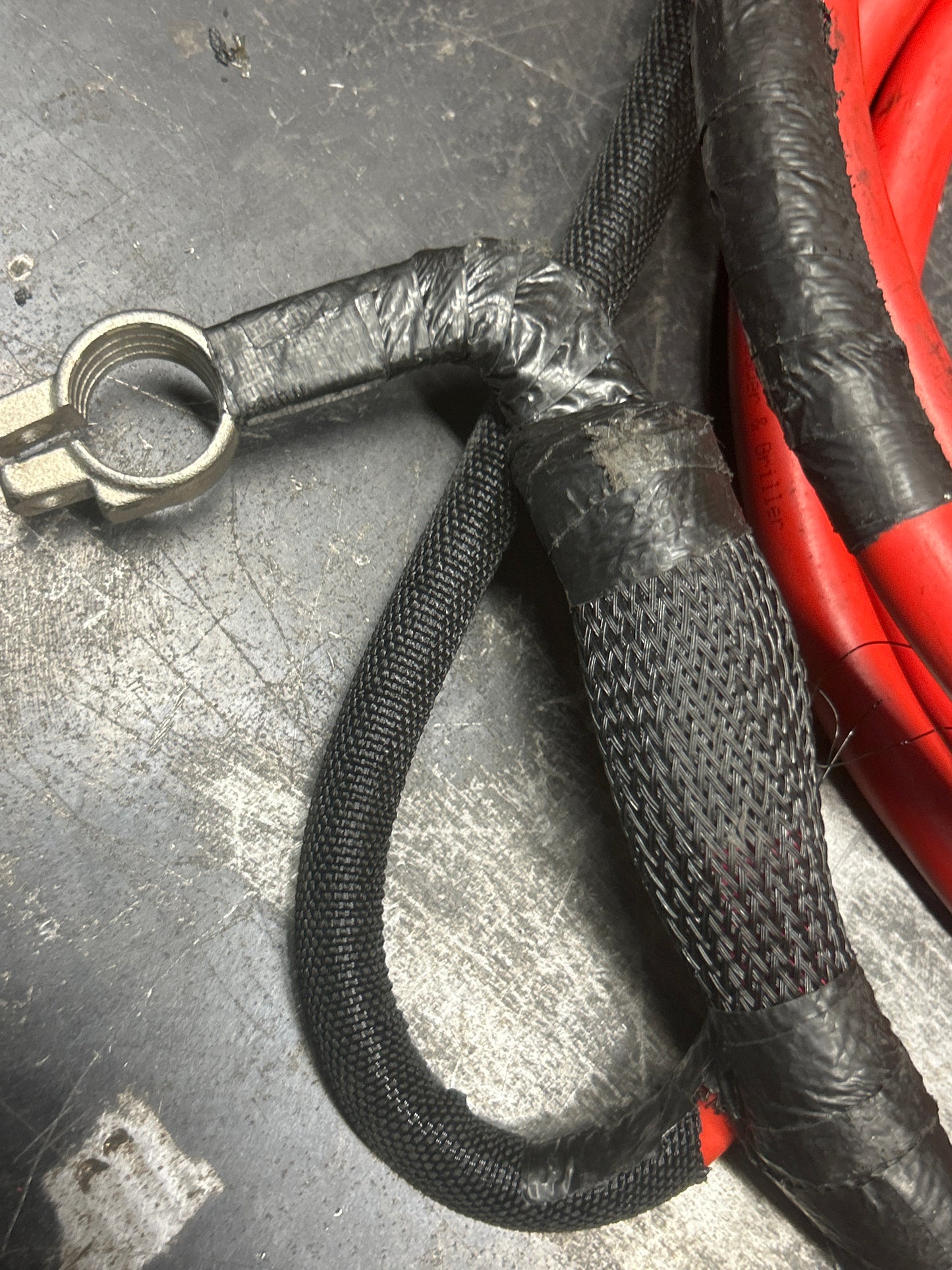 2011-2023 DODGE CHALLENGER HELLCAT ENGINE POSITIVE BATTERY CABLE OEM 68207017AD