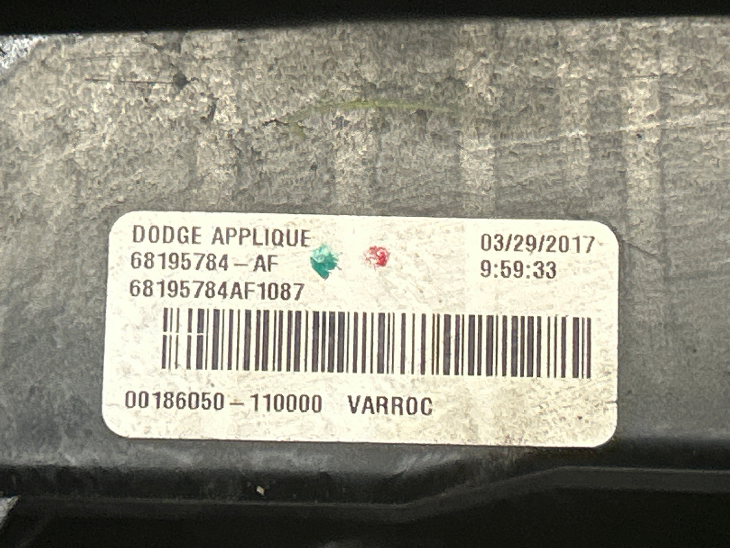 15-23 Dodge Challenger Rear Center Trunk LED OEM Taillight Assembly 68195784AF