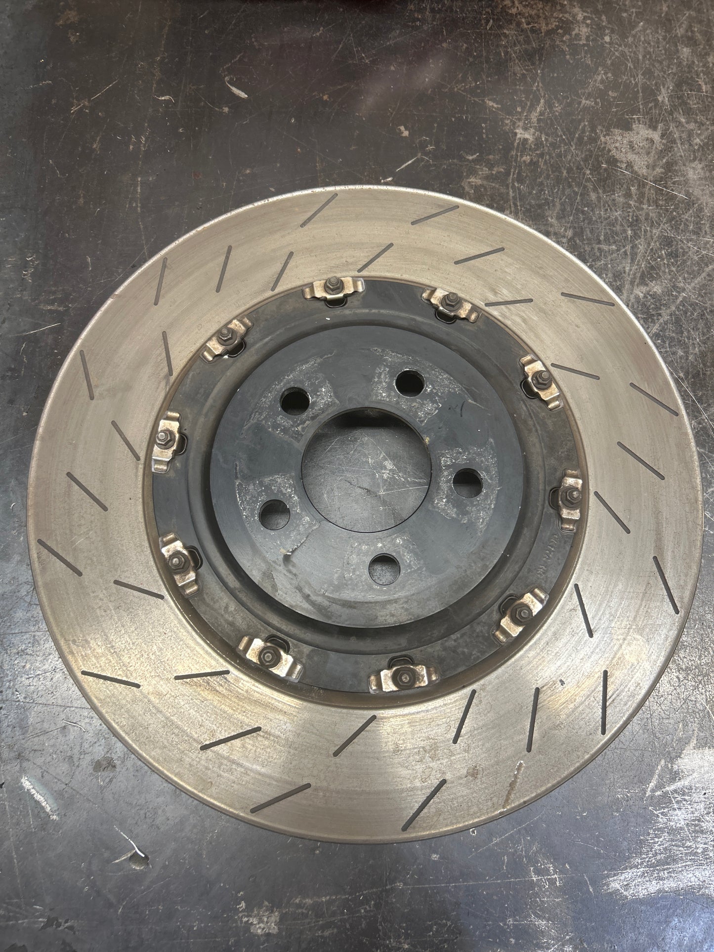 2015–2023 CHALLENGER/CHARGER HELLCAT 6PISTON BREMBO FRONT CALIPERS & ROTORS OEM