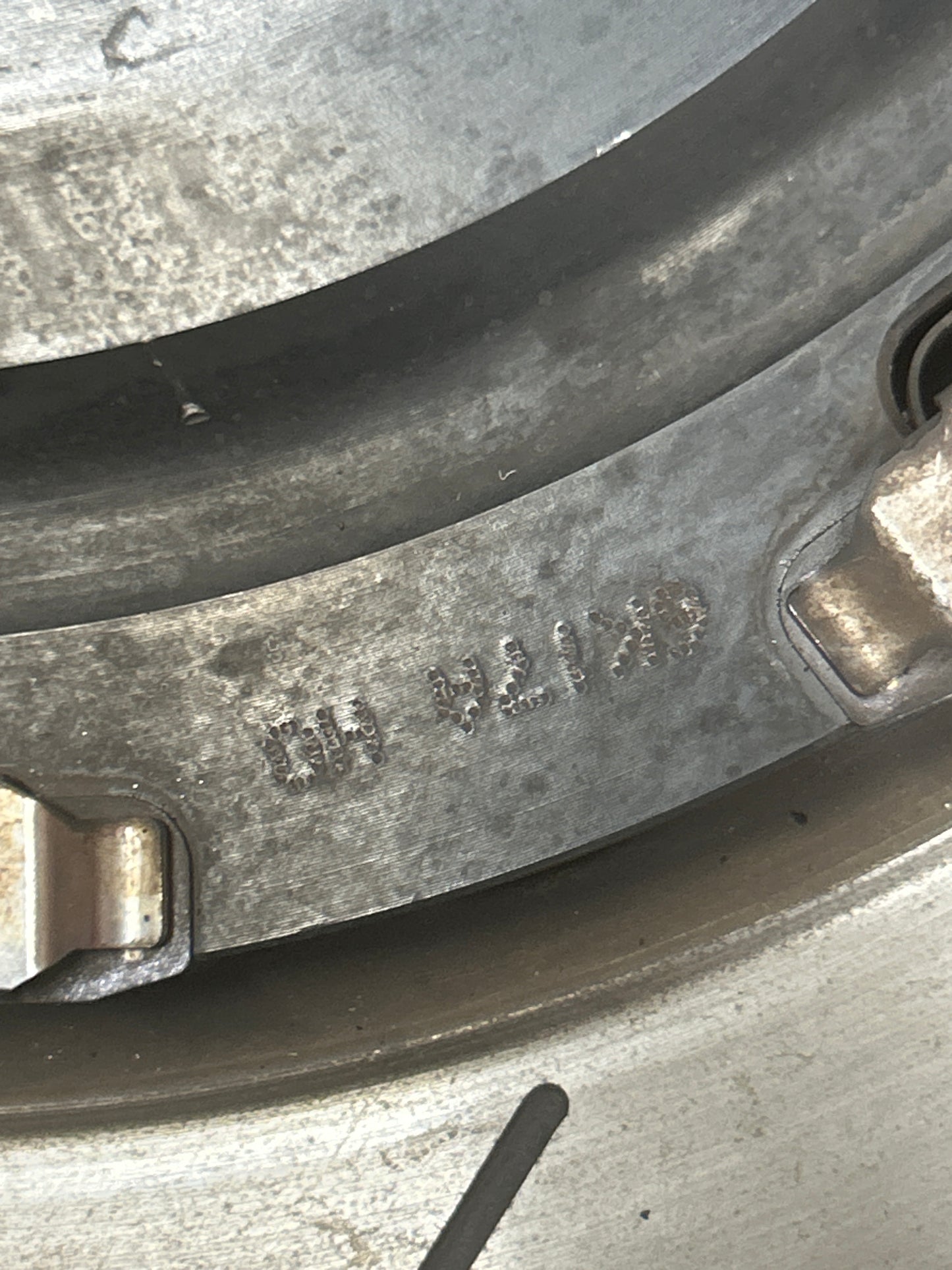 2015–2023 CHALLENGER/CHARGER HELLCAT 6PISTON BREMBO FRONT CALIPERS & ROTORS OEM