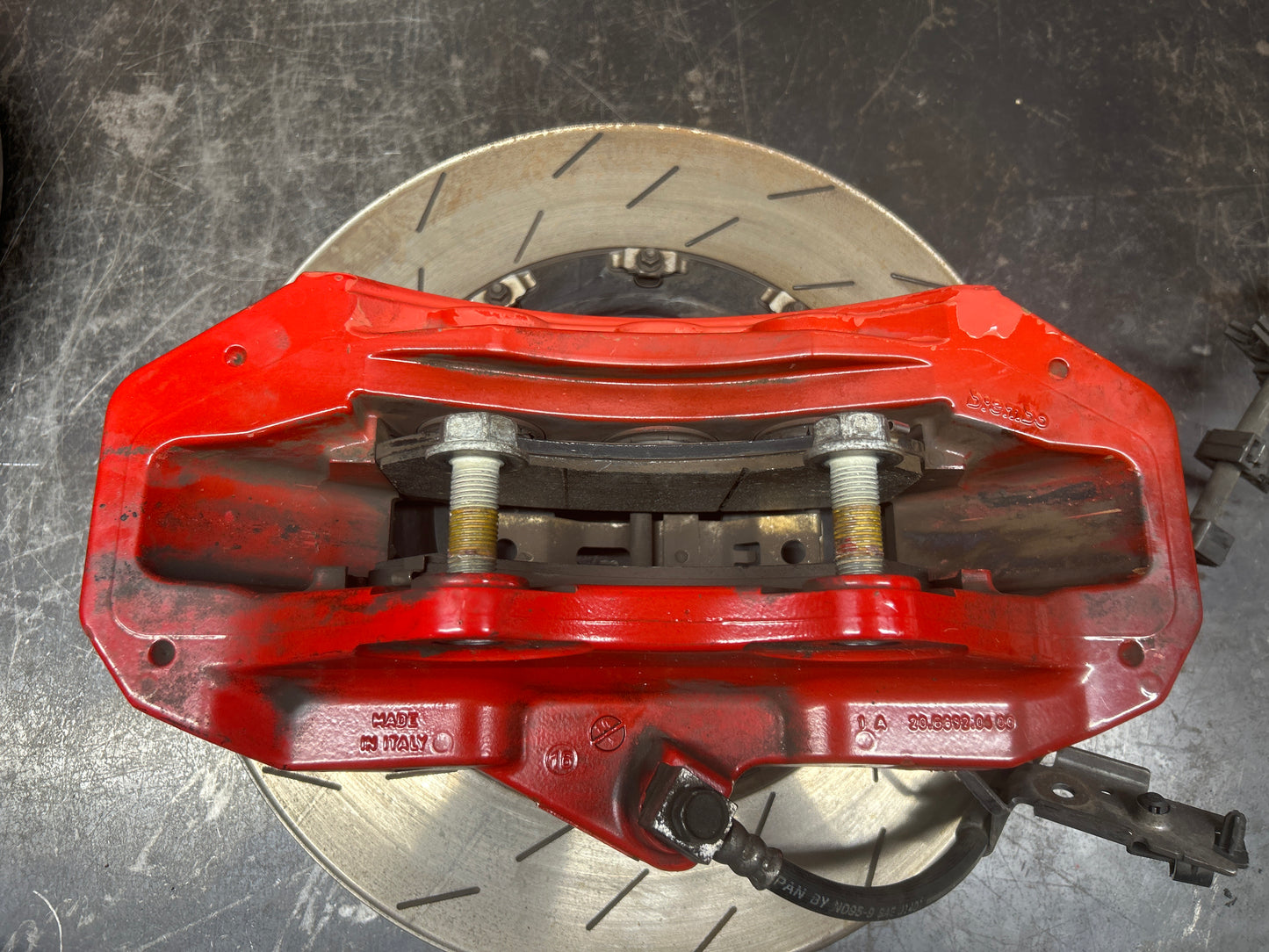 2015–2023 CHALLENGER/CHARGER HELLCAT 6PISTON BREMBO FRONT CALIPERS & ROTORS OEM