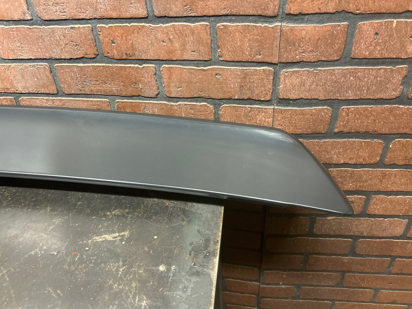 2015-2023 DODGE CHALLENGER HELLCAT REAR SPOILER W/CAMERA OEM 5LC53TRM