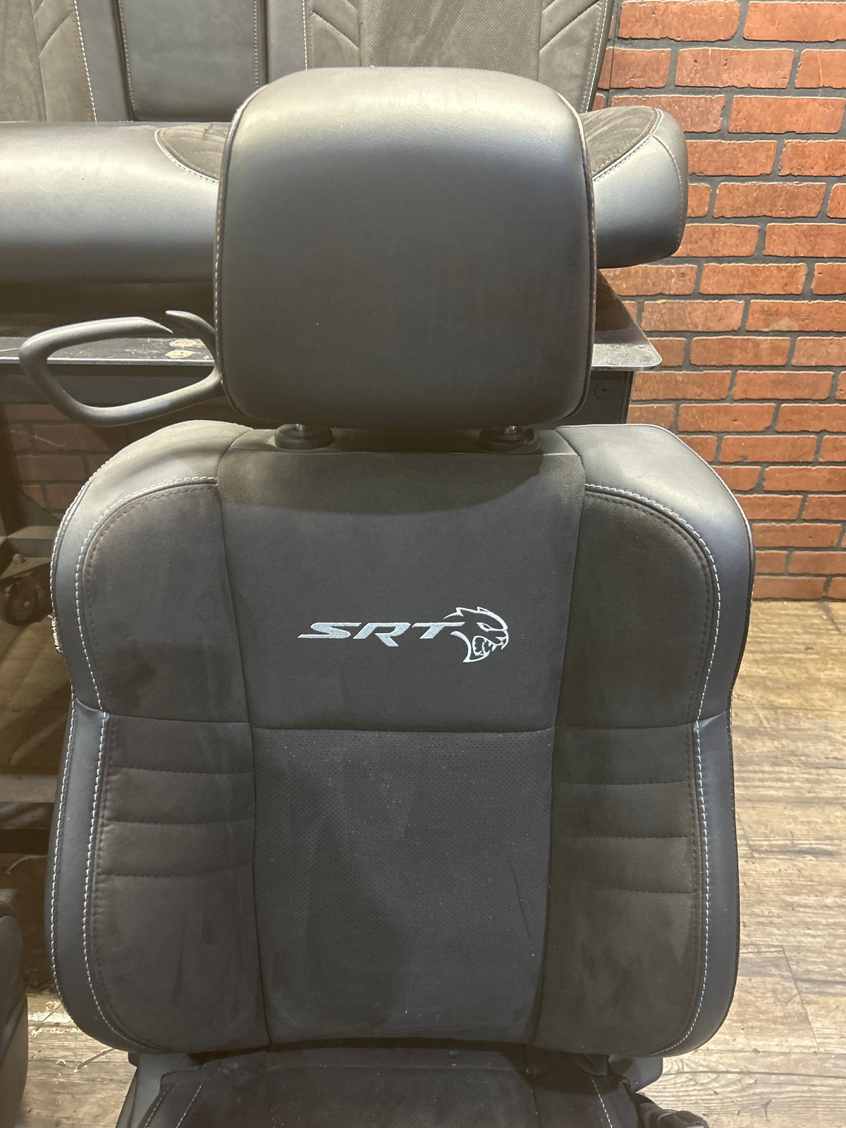 2015-2023 DODGE CHALLENGER HELLCAT SEAT SET ELECTRIC BUCKET SEATS W/TRACK OEM