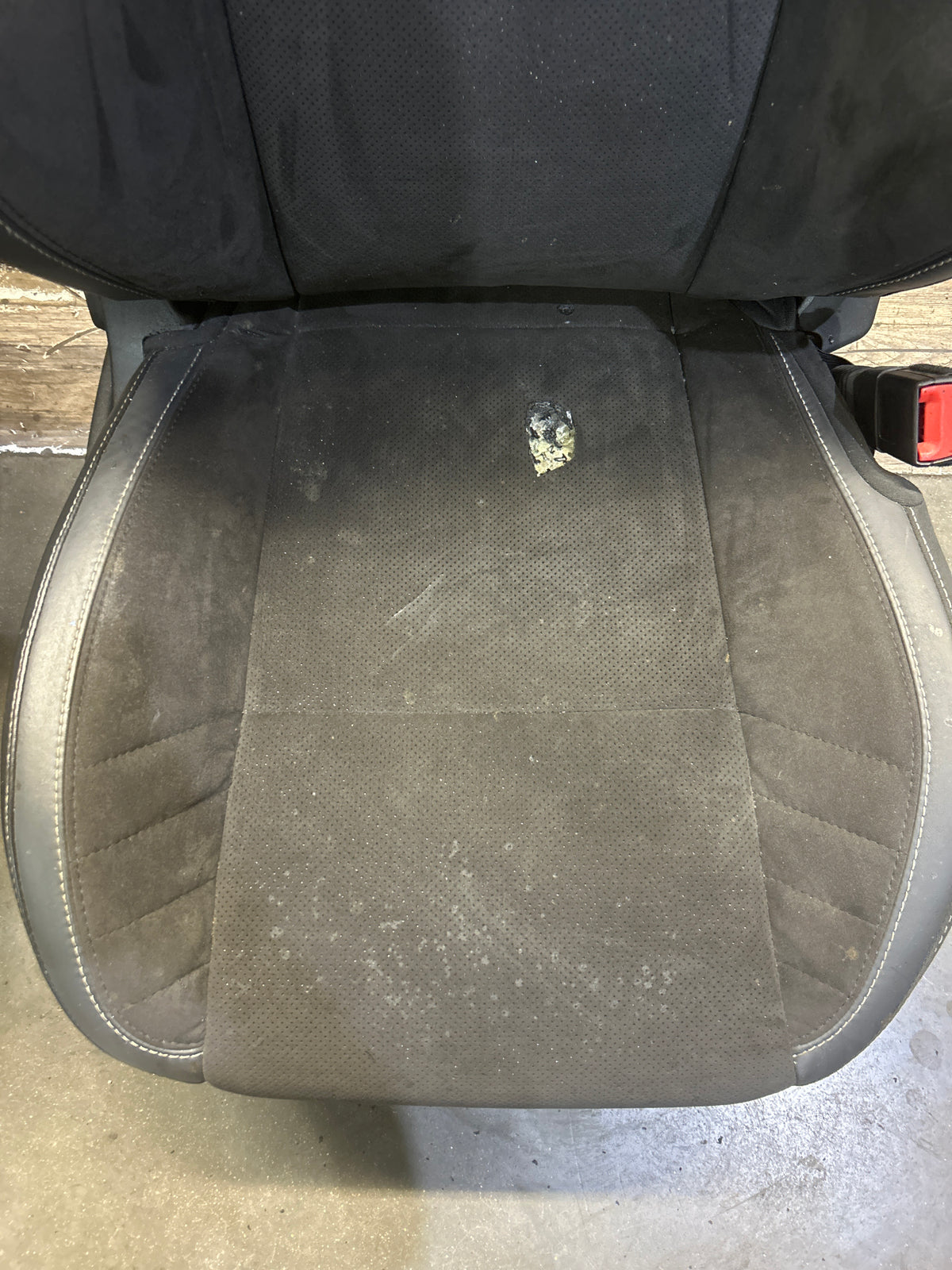 2015-2023 DODGE CHALLENGER HELLCAT SEAT SET ELECTRIC BUCKET SEATS W/TRACK OEM