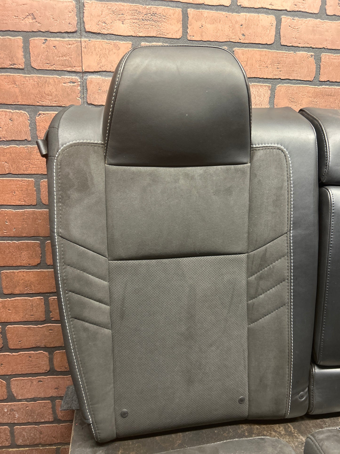 2015-2023 DODGE CHALLENGER HELLCAT SEAT SET ELECTRIC BUCKET SEATS W/TRACK OEM