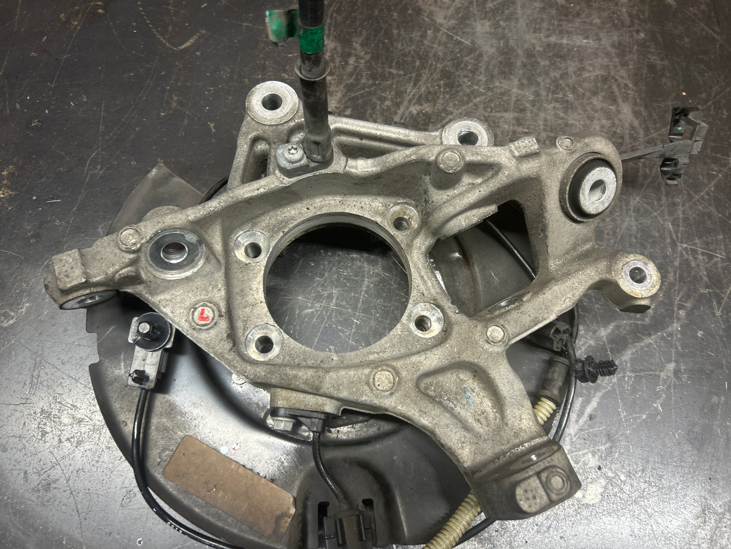 2015-2023 Challenger/Charger Hellcat SRT Rear LH RH Spindles/Knuckles W/O Hub