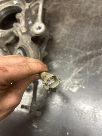 2015-2023 Challenger/Charger Hellcat SRT Rear LH RH Spindles/Knuckles W/O Hub