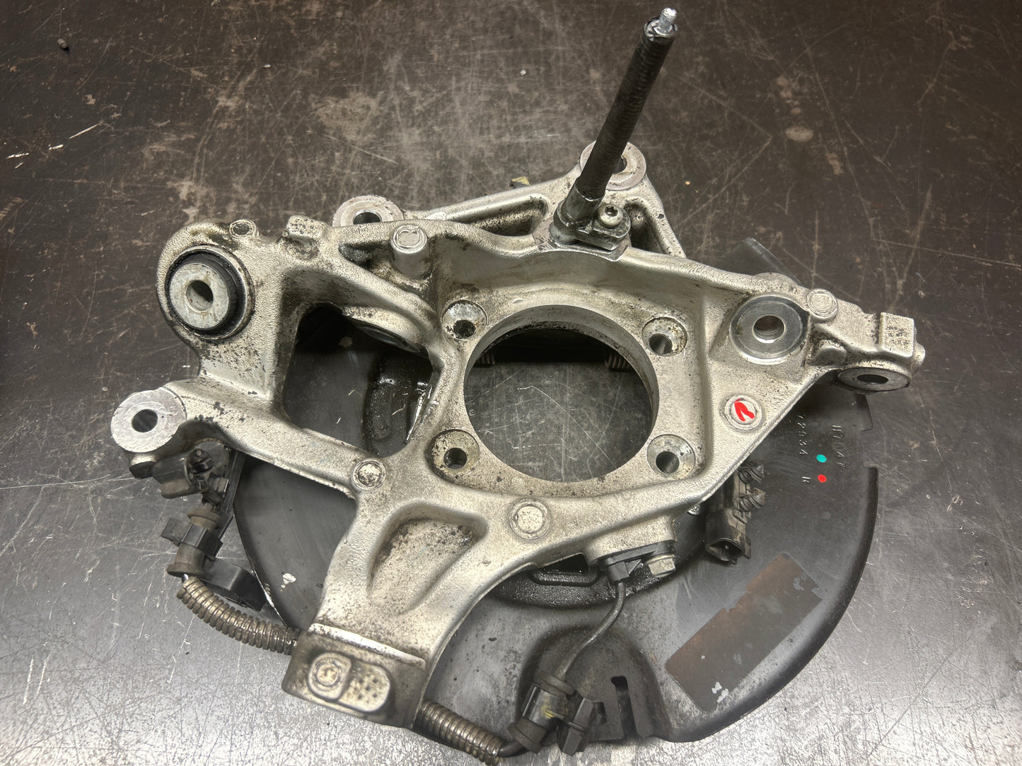 2015-2023 Challenger/Charger Hellcat SRT Rear LH RH Spindles/Knuckles W/O Hub