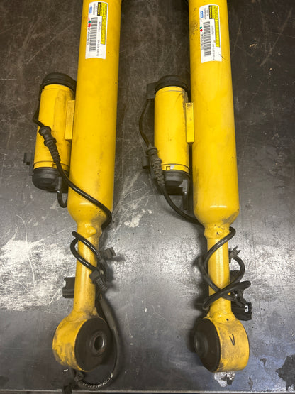 2015-2023 DODGE CHALLENGER HELLCAT 6.2L OEM BILSTEIN FRONT STRUTS/SHOCK SET