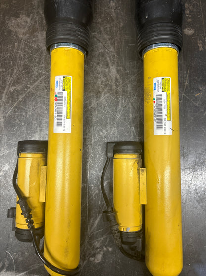 2015-2023 DODGE CHALLENGER HELLCAT 6.2L OEM BILSTEIN FRONT STRUTS/SHOCK SET