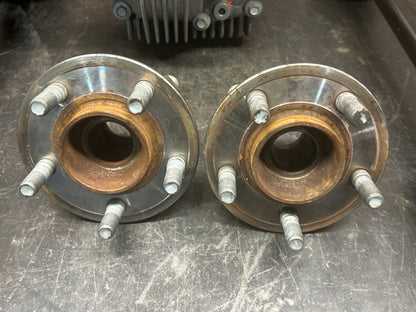 15-23 Challenger SRT Hellcat Manual 3.70 LSD Rear Differential Axle Hub Swap Kit