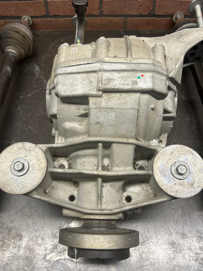 15-23 Challenger SRT Hellcat Manual 3.70 LSD Rear Differential Axle Hub Swap Kit