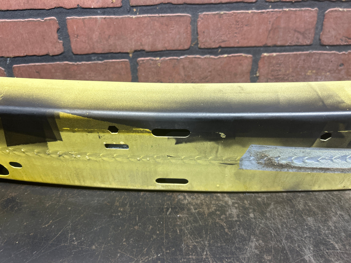 05-23 Dodge Charger Challenger Hellcat Front Bumper Impact Crash Bar OEM