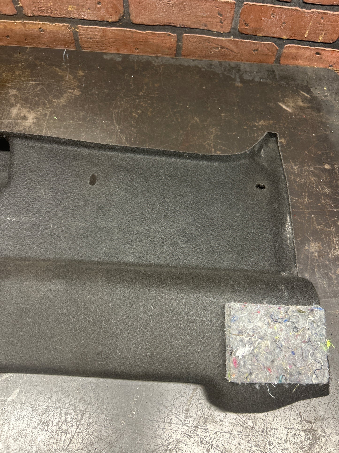 09-23 DODGE CHALLENGER TRUNK LUGGAGE COMPARTMENT COVER CARPET TRIM 4662030AG