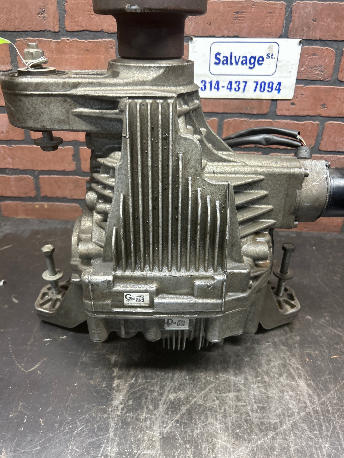 2012-2013 Jeep Grand Cherokee SRT8 Rear Differential 3.70 OEM