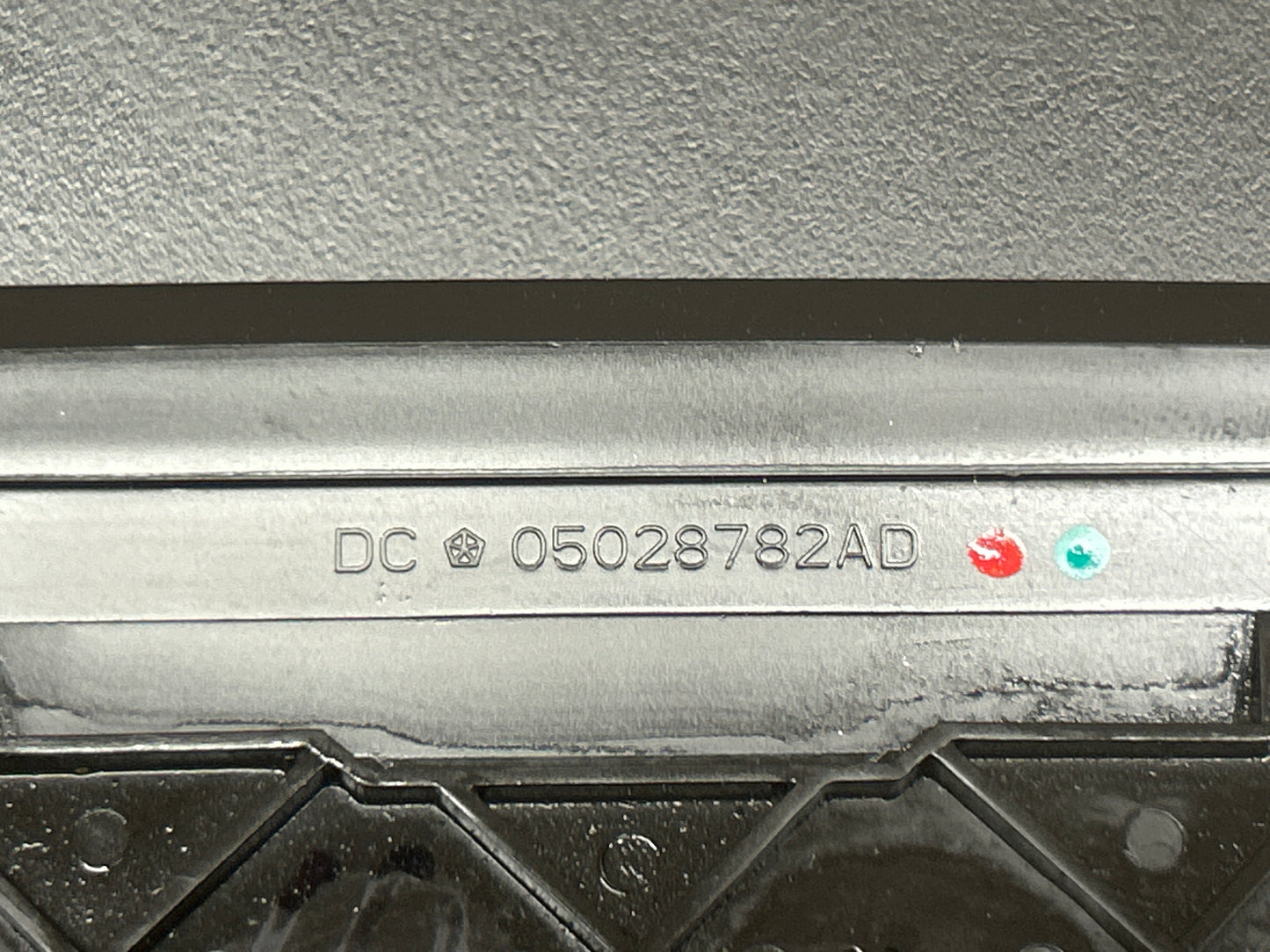 08-23 Dodge Challenger Rear Center High Brake Light Lamp 5028782AD OEM