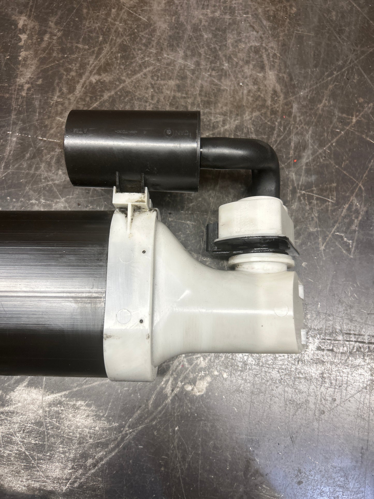 15-23 DODGE CHALLENGER CHARGER FUEL VAPOR CHARCOAL CANISTER W/ESIM 68342222AC