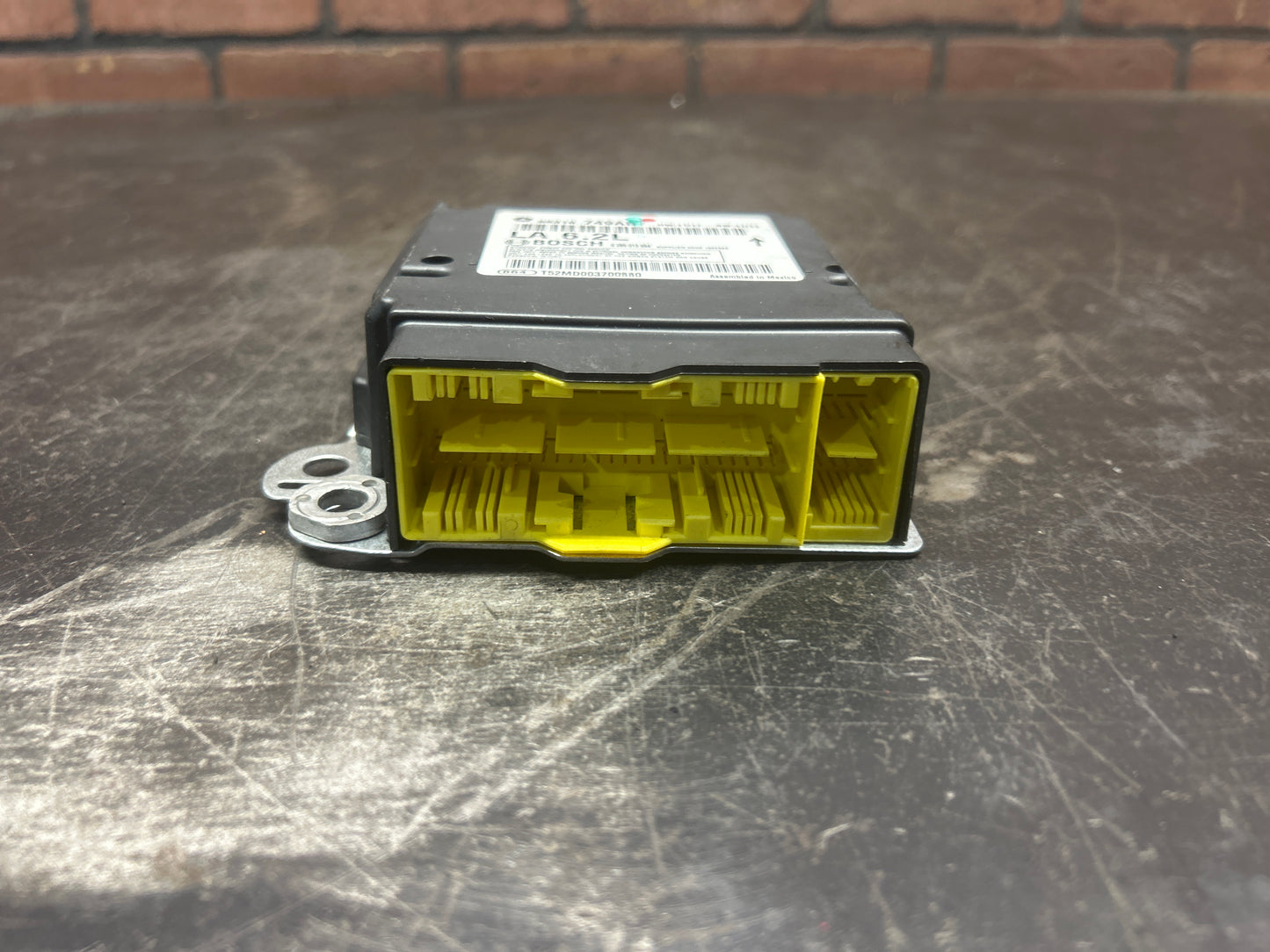 15-23 DODGE CHALLENGER HELLCAT BAG DIAGNOSTIC CONTROL MODULE SRS 68316749 OEM