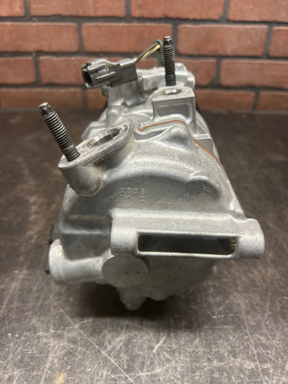 2015-2023 DODGE CHALLENGER HELLCAT AC AIR CONDITIONING COMPRESSOR & CLUTCH OEM