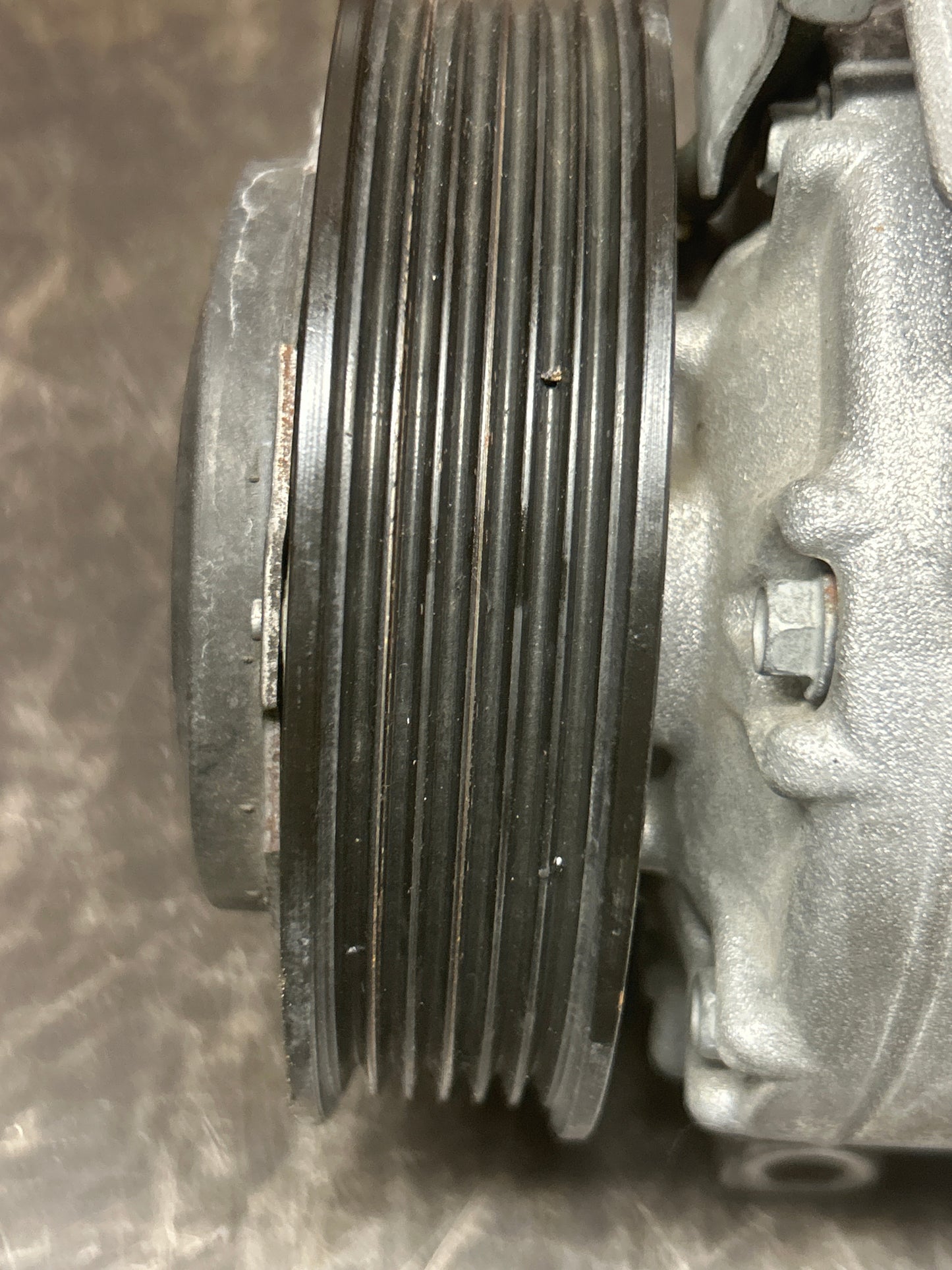2015-2023 DODGE CHALLENGER HELLCAT AC AIR CONDITIONING COMPRESSOR & CLUTCH OEM