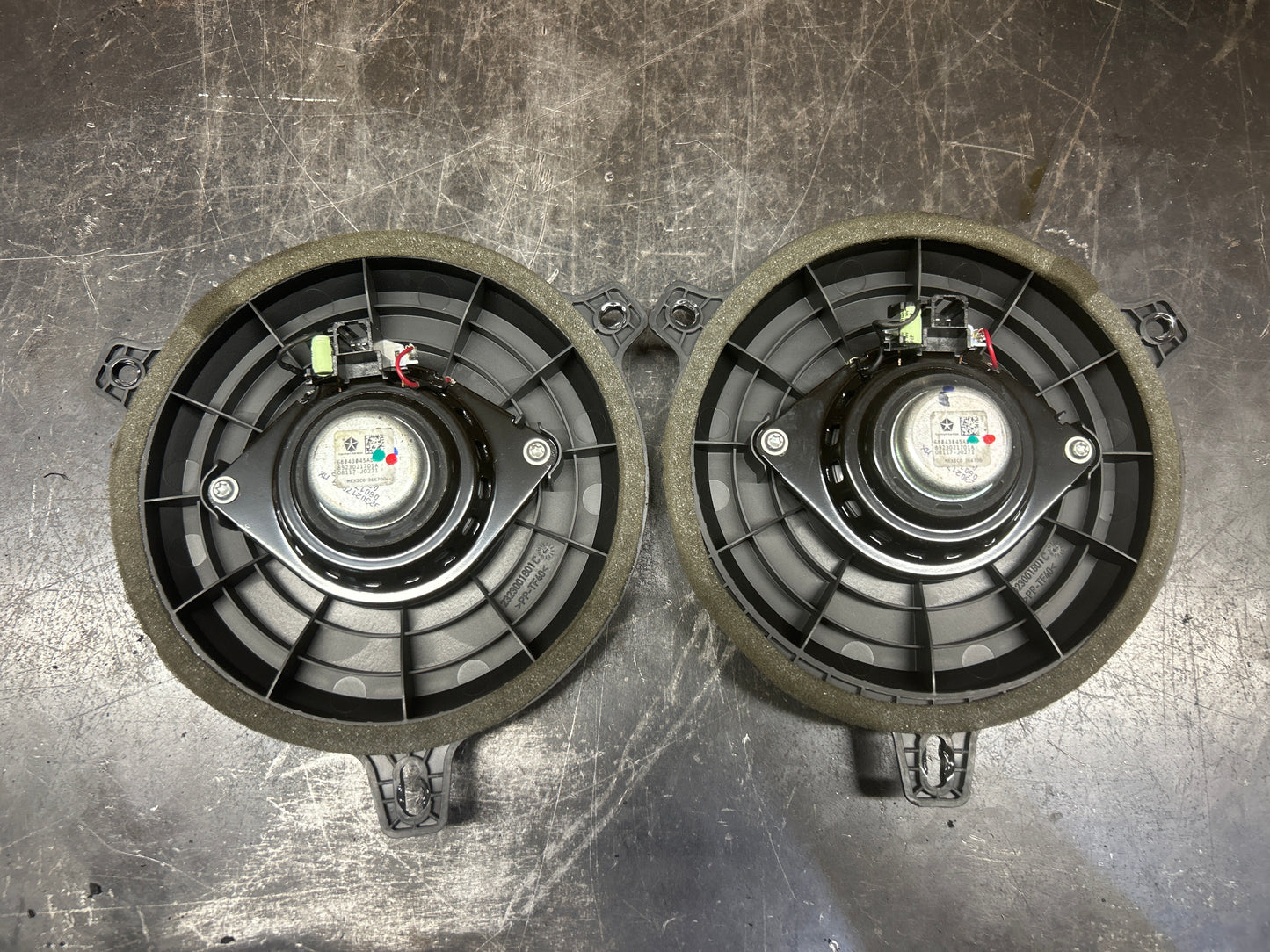 2015-2023 Mopar Dodge Challenger Harman Kardon Speaker Set of 6 05091042AC OEM