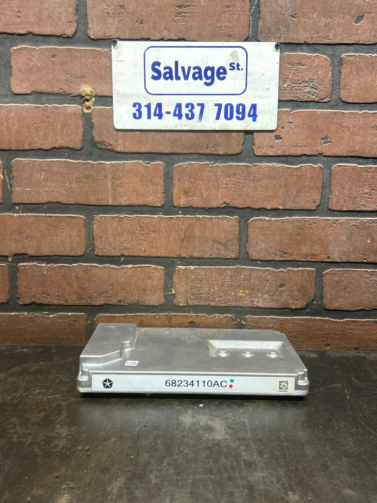 16-23 DODGE CHARGER SRT HELLCAT 68234110AC HARMAN AUDIO RADIO AMPLIFIER OEM AMP