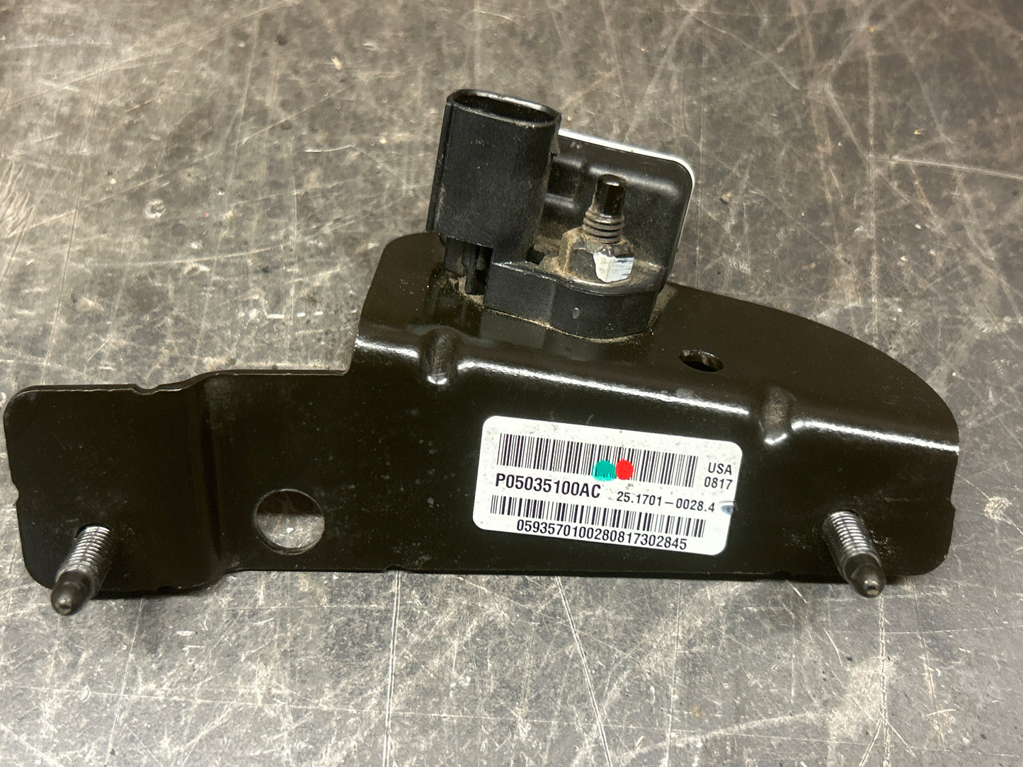 2012-2023 Charger Challenger Active Damping Sensor And Bracket 05035100AD