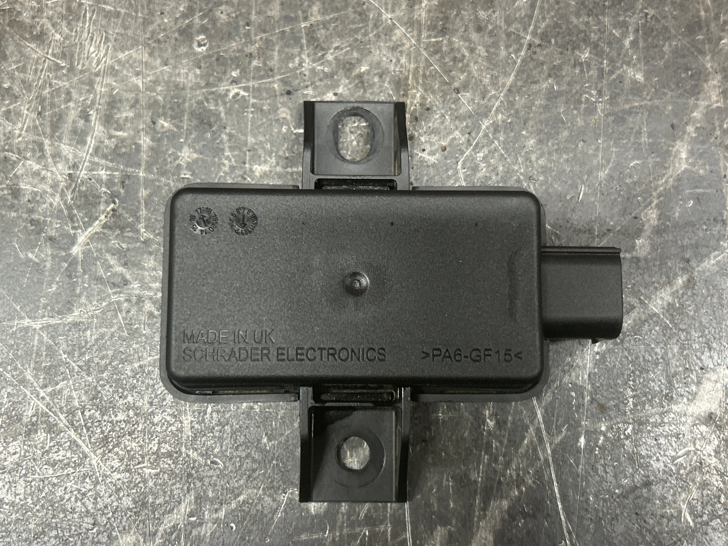 14-21 Jeep Dodge Challenger Durango Chrysler Tire Pressure Module 68219831AF