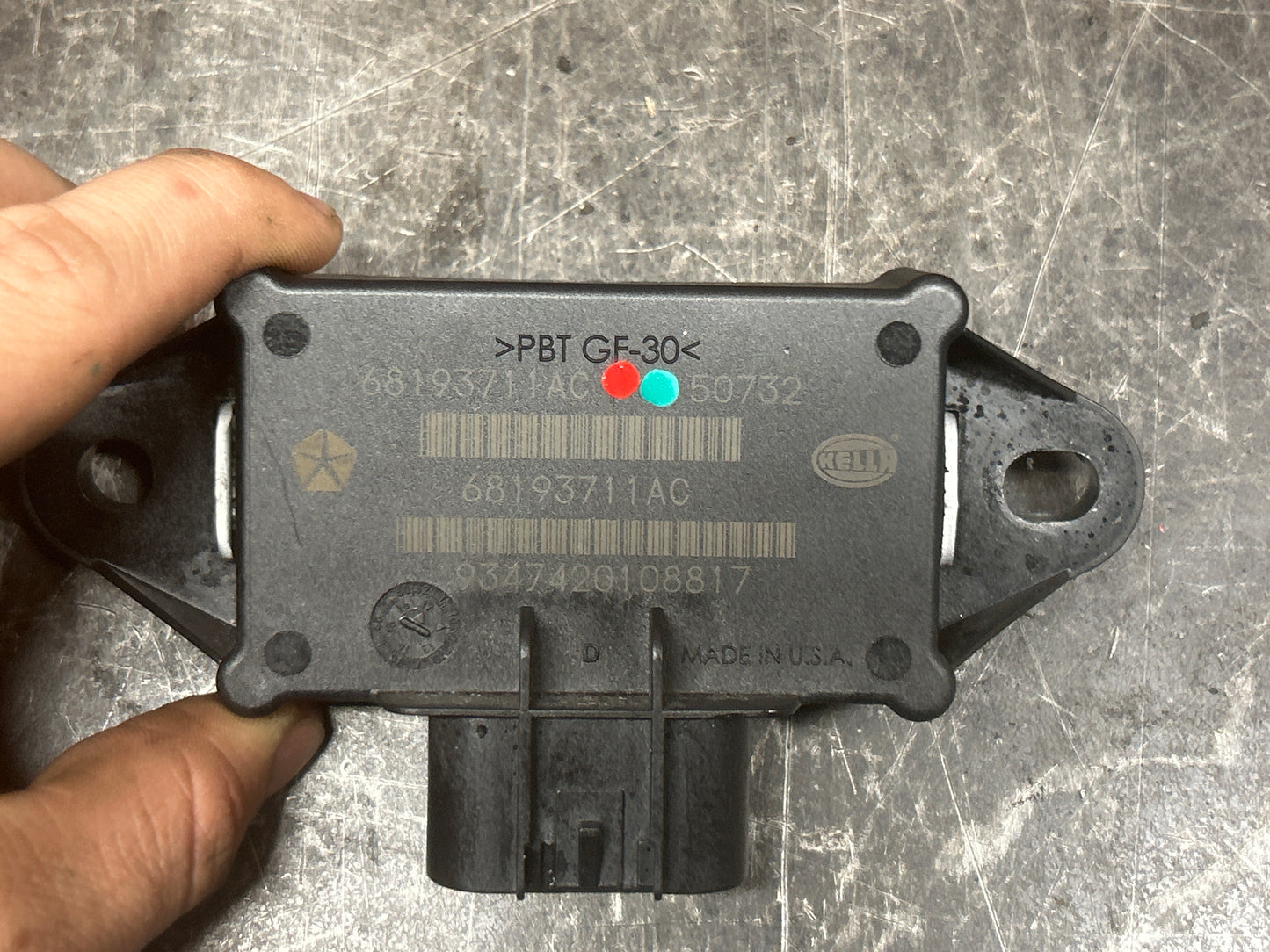 15-19 Dodge Charger Challenger Ram Pacifica Fuel Pump Control Module 68193711AC