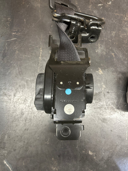 2015-2019 DODGE CHALLENGER FRONT & REAR LEFT & RIGHT OEM SEAT BELT SET OEM