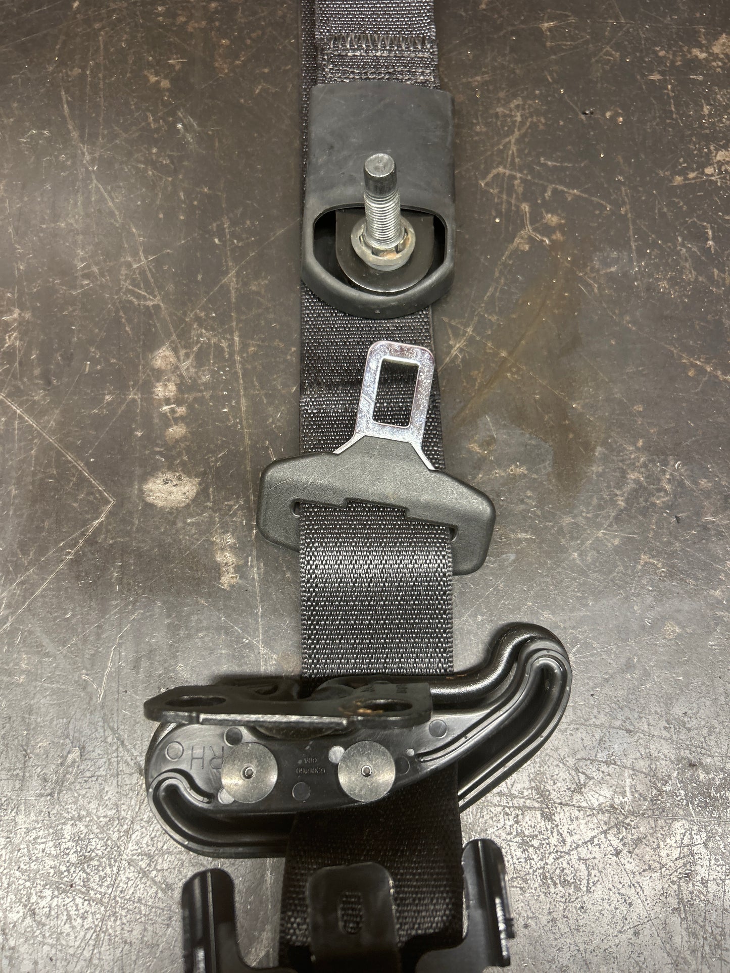 2015-2019 DODGE CHALLENGER FRONT & REAR LEFT & RIGHT OEM SEAT BELT SET OEM