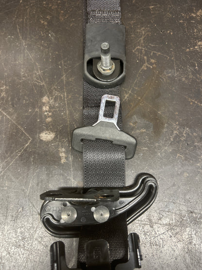 2015-2019 DODGE CHALLENGER FRONT & REAR LEFT & RIGHT OEM SEAT BELT SET OEM