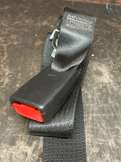 2015-2019 DODGE CHALLENGER FRONT & REAR LEFT & RIGHT OEM SEAT BELT SET OEM