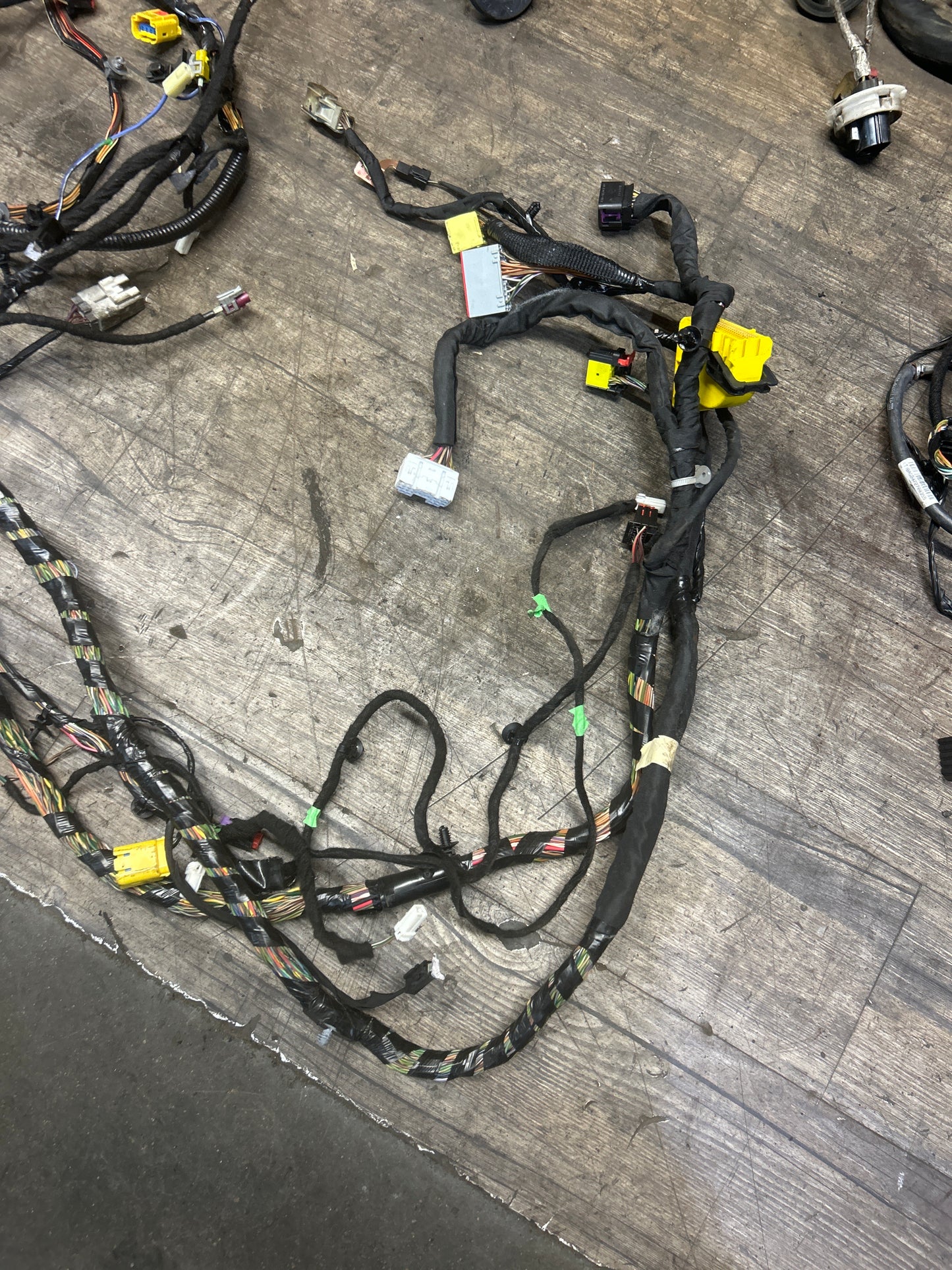 2017 DODGE CHALLENGER HELLCAT 68304068AE ENGINE WIRE HARNESS AND WIRING