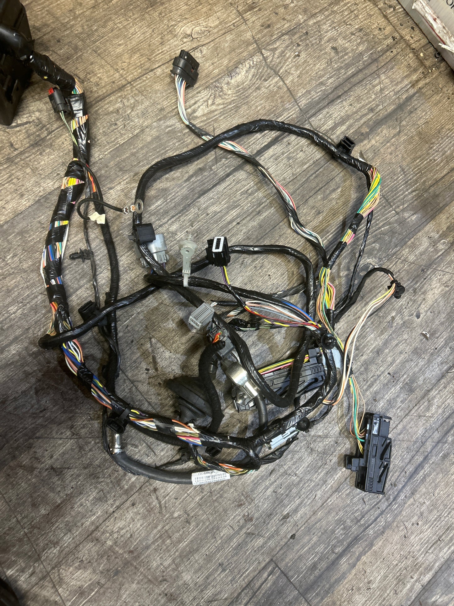 2017 DODGE CHALLENGER HELLCAT 68304068AE ENGINE WIRE HARNESS AND WIRING