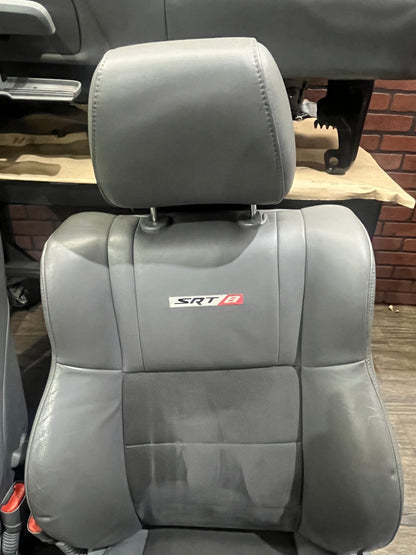 2007 Jeep Grand Cherokee SRT8 Driver's Seat