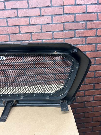 2015 Dodge Ram 1500 Front Bumper Black Mesh Rivet Grill Grille Assembly