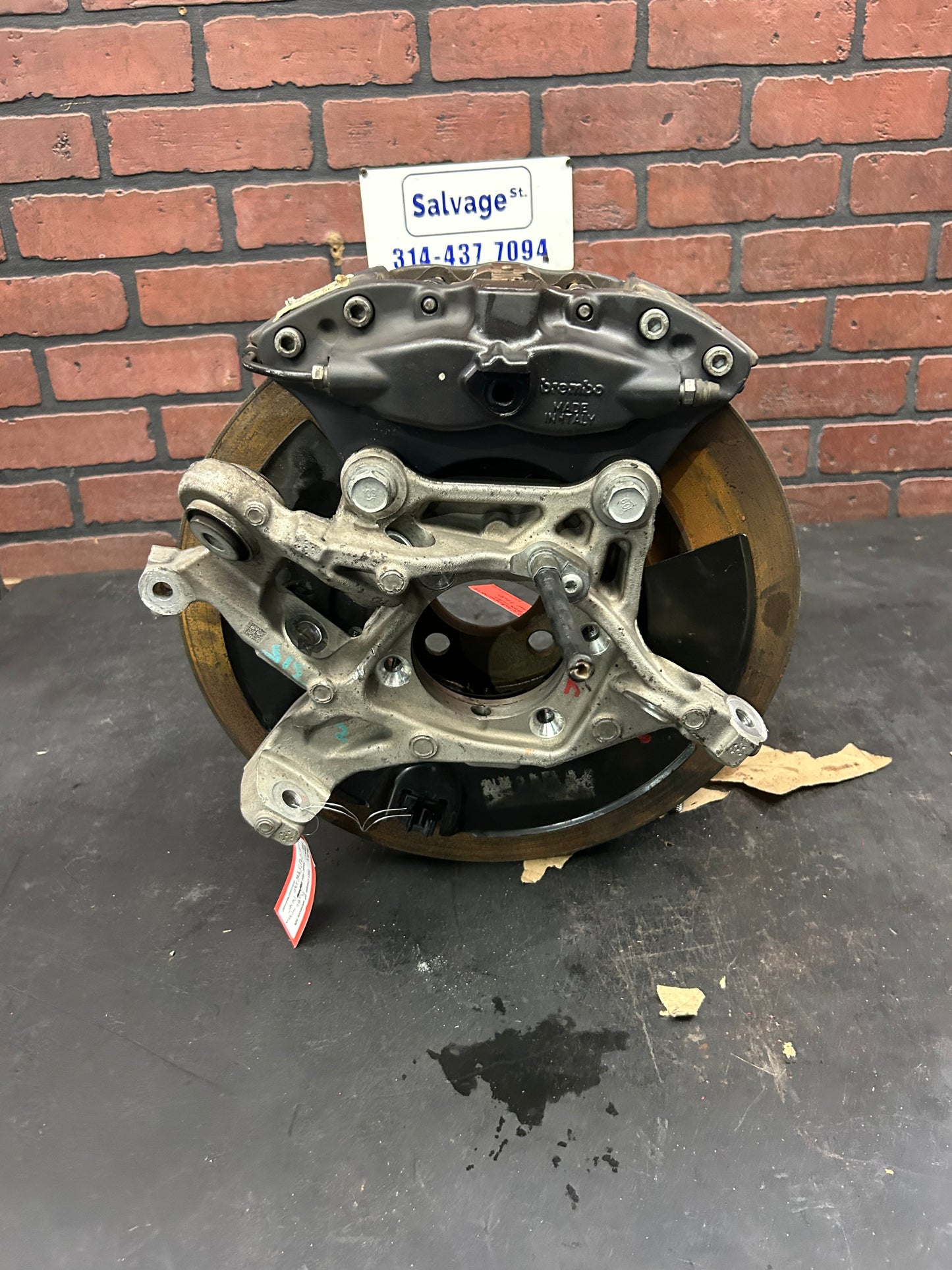 15-23 Dodge Charger Challenger Scat Pack Right Rear Spindle Knuckle Rotor Brake