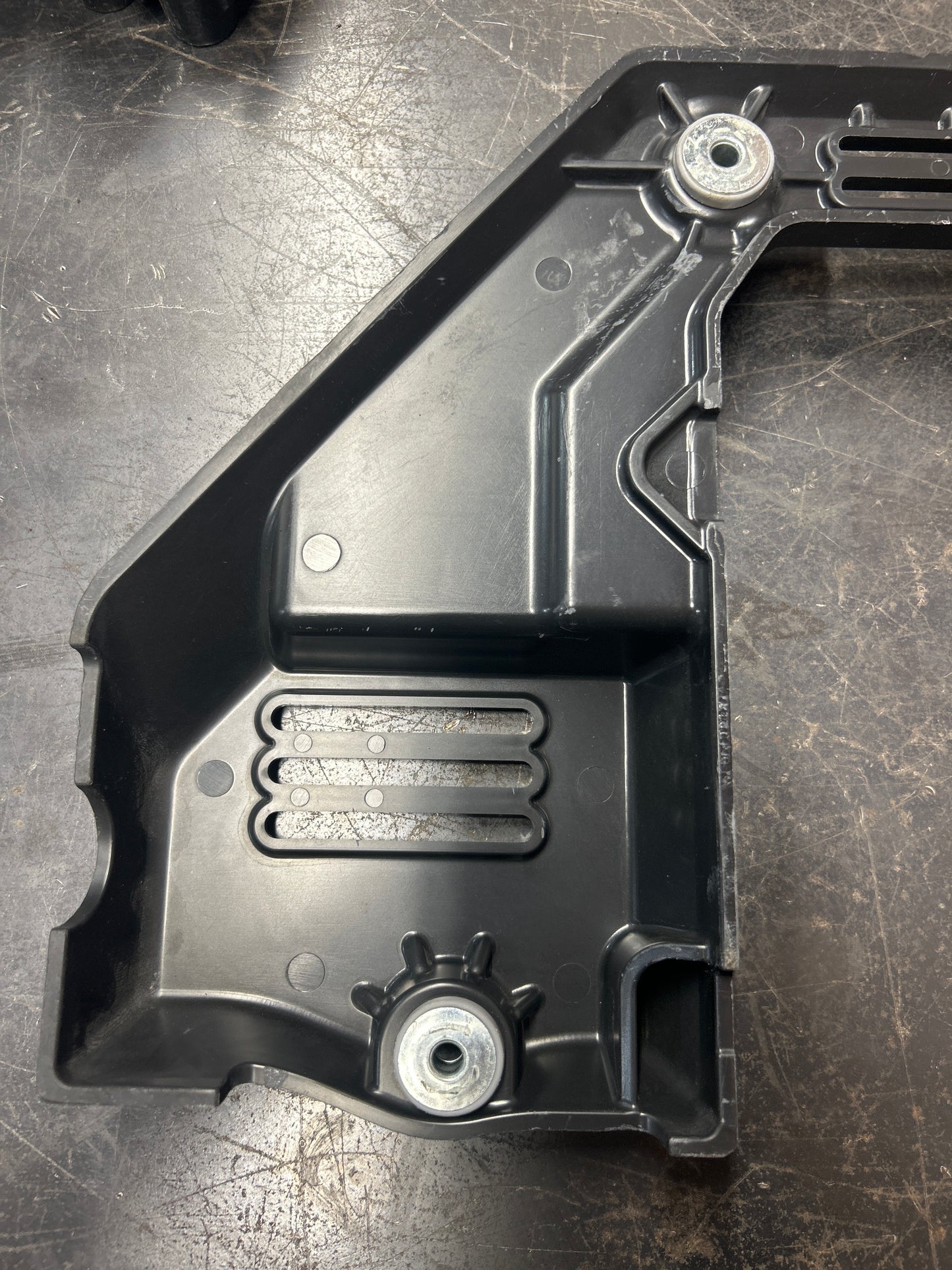 2019-2024 Ram 2500-3500 6.7L Diesel Cummins Engine Cover OEM 68358113AA