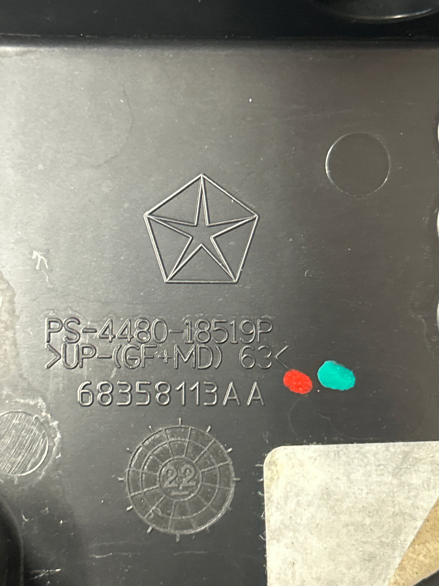 2019-2024 Ram 2500-3500 6.7L Diesel Cummins Engine Cover OEM 68358113AA