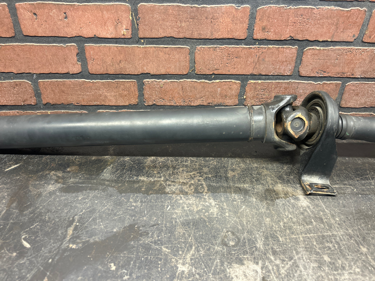2012 Dodge Charger SRT8 6.4L Driveshaft Drive Shaft Automatic OEM 5038864AD