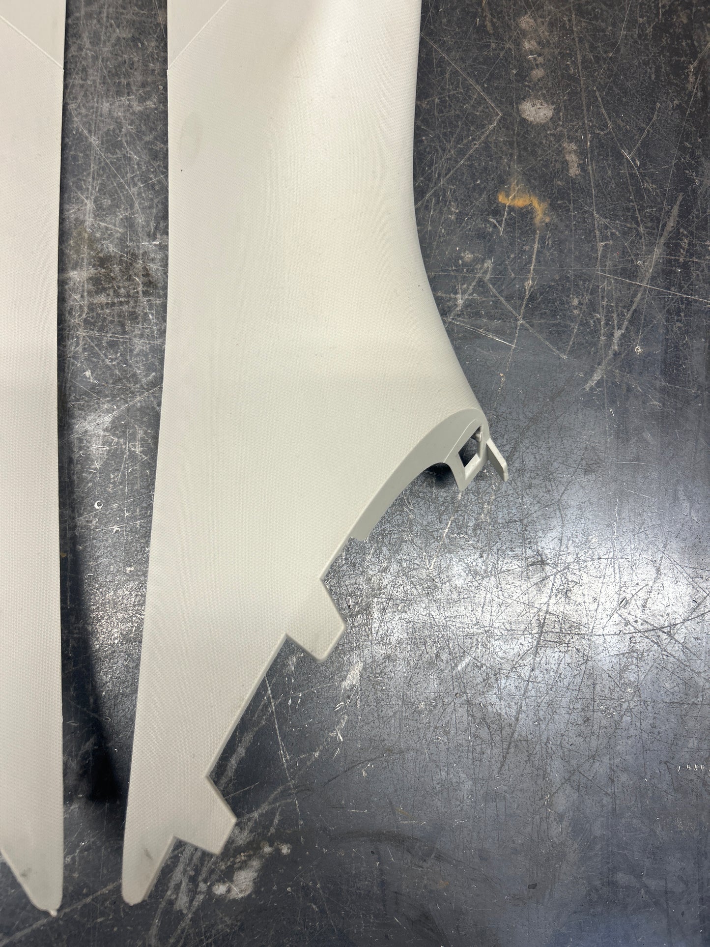 2009-2018 Dodge Ram 1500 2500 3500 LH/RH A Pillar Laramie Grab Handle Trim OEM