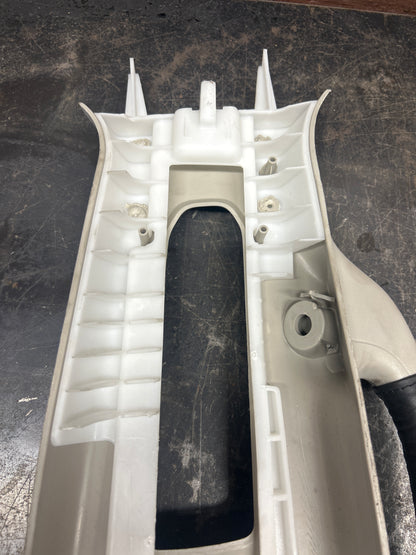 2011-2018 Dodge Ram 1500 2500 3500 Right Upper B Pillar Trim Bezel OEM 61868w