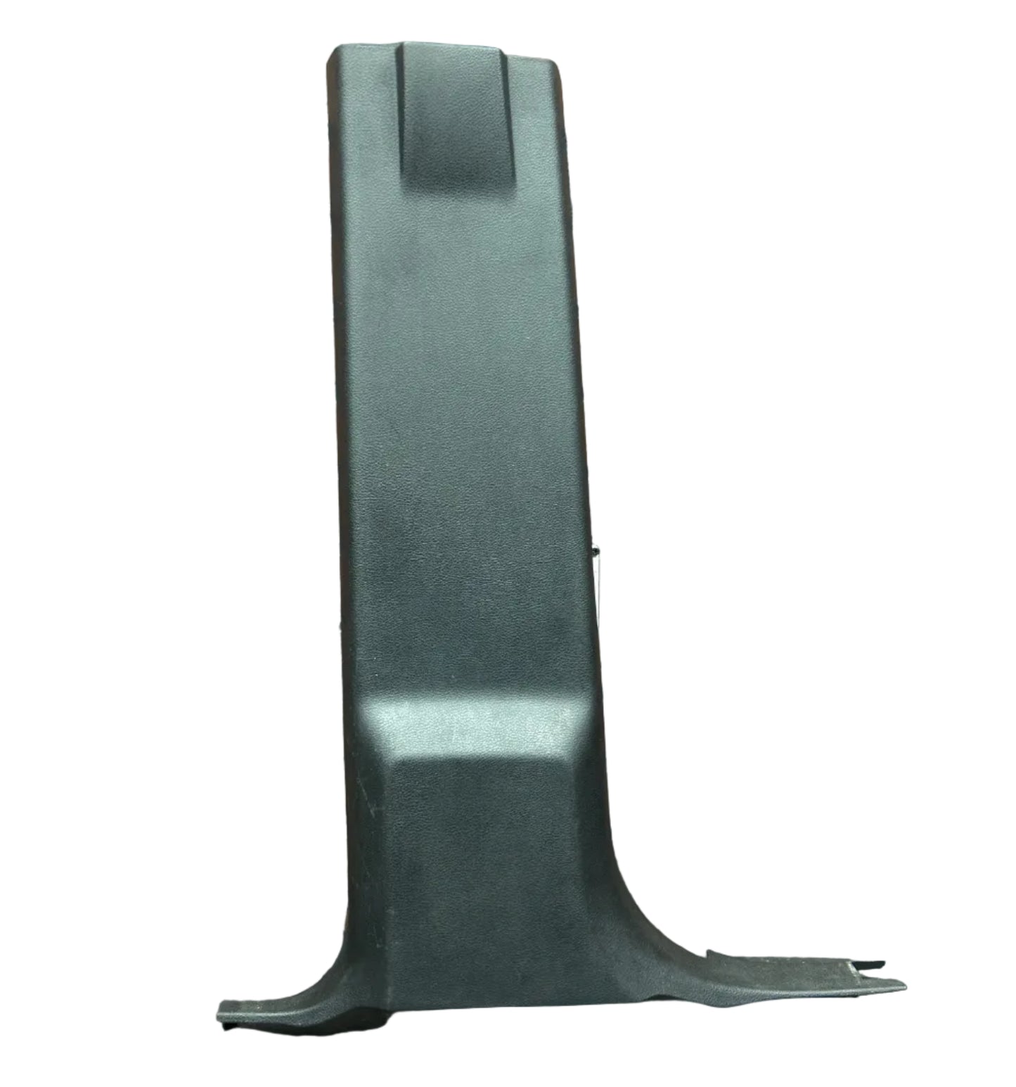 2013-2018 DODGE RAM 1500 QUAD CAB LEFT DRIVER SIDE LOWER B PILLAR TRIM COVER OEM
