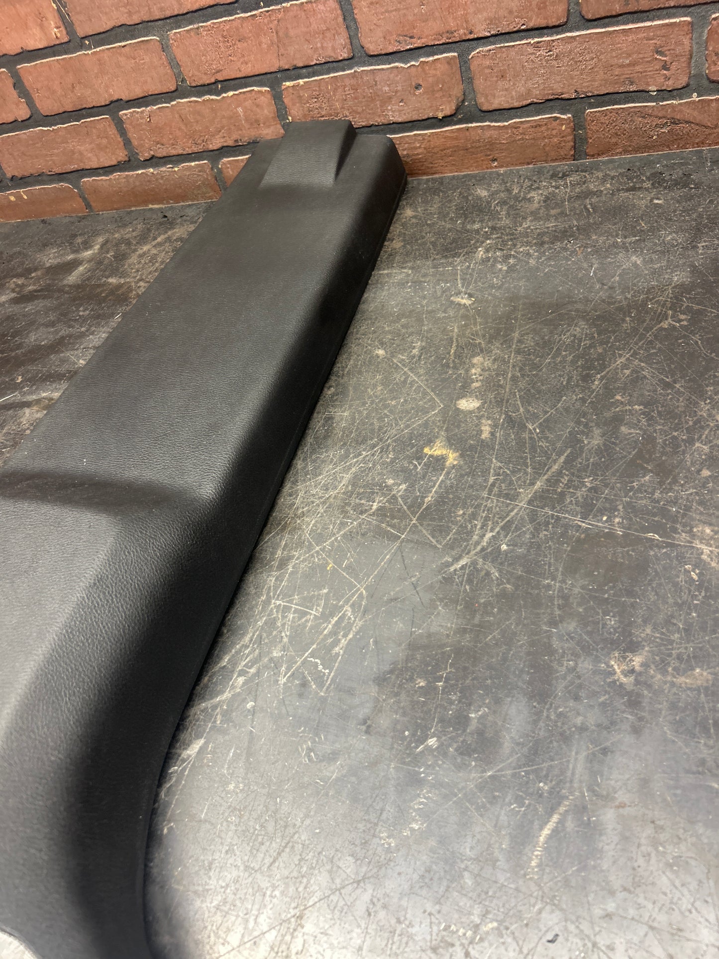 2013-2018 DODGE RAM 1500 QUAD CAB LEFT DRIVER SIDE LOWER B PILLAR TRIM COVER OEM