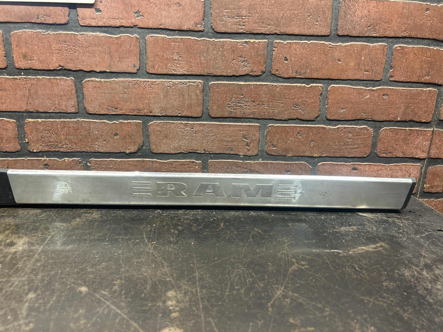 2013-2018 DODGE RAM 1500 2500 3500 DOOR SILL SCUFF PLATES TRIM COVER 4 SET OEM